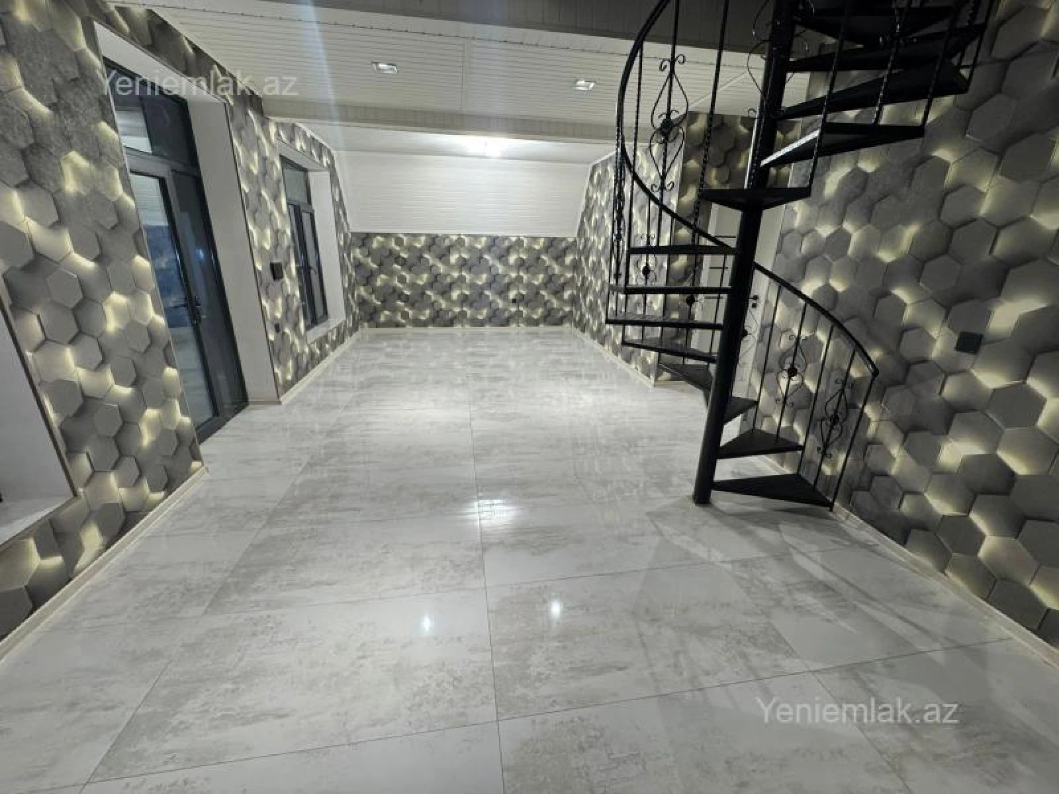 Satılır 5 otaqlı həyət evi 135 m²