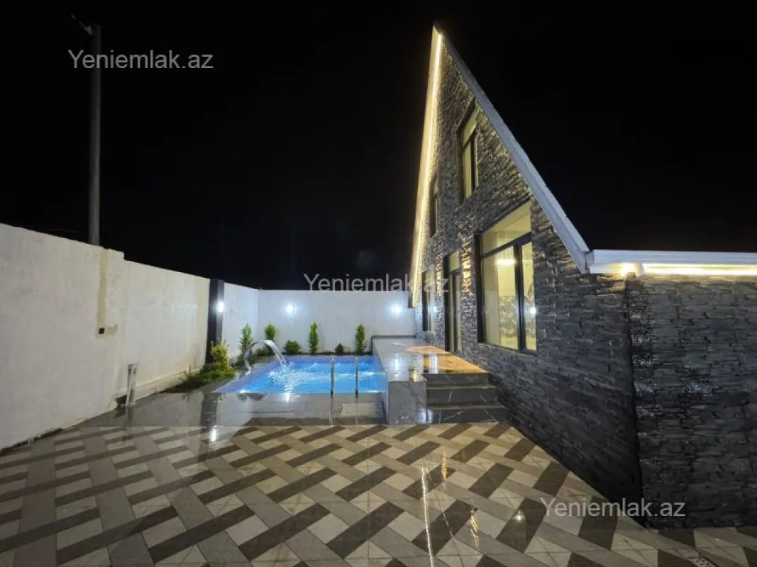 Satılır 5 otaqlı həyət evi 135 m²