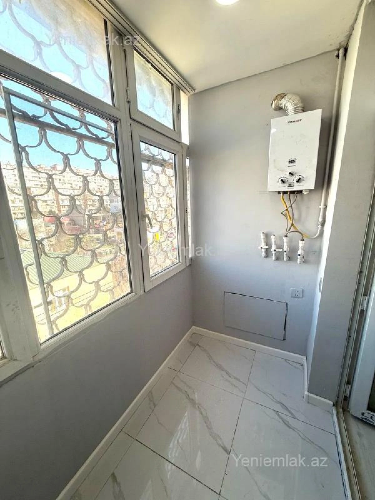 Satılır 3 otaqlı köhnə tikili 86 m²