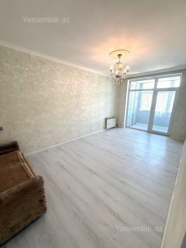 Satılır 3 otaqlı köhnə tikili 86 m²