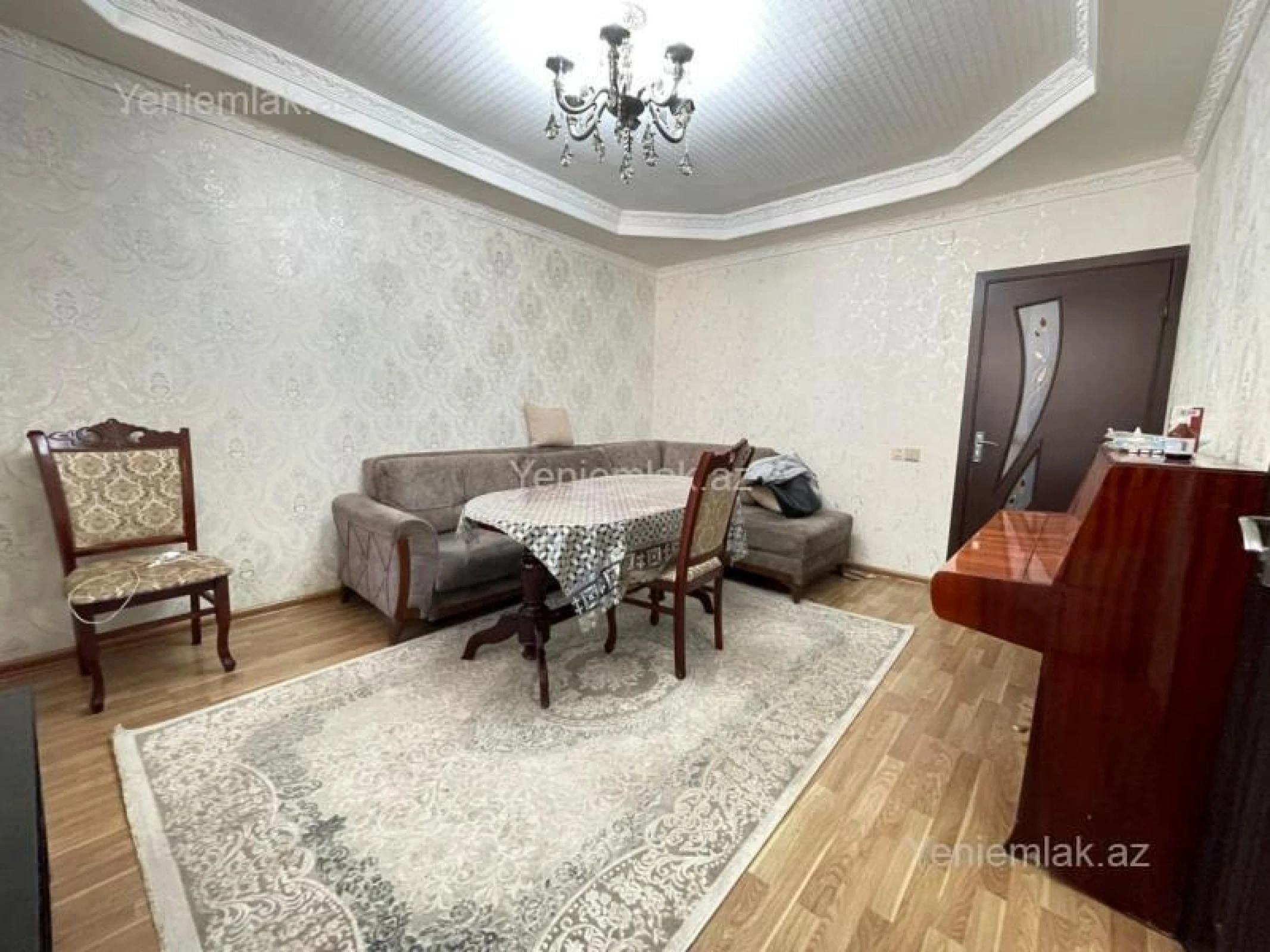 Satılır 3 otaqlı köhnə tikili 68 m²