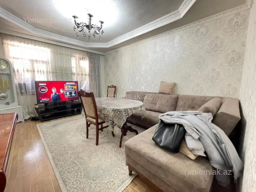 Satılır 3 otaqlı köhnə tikili 68 m²