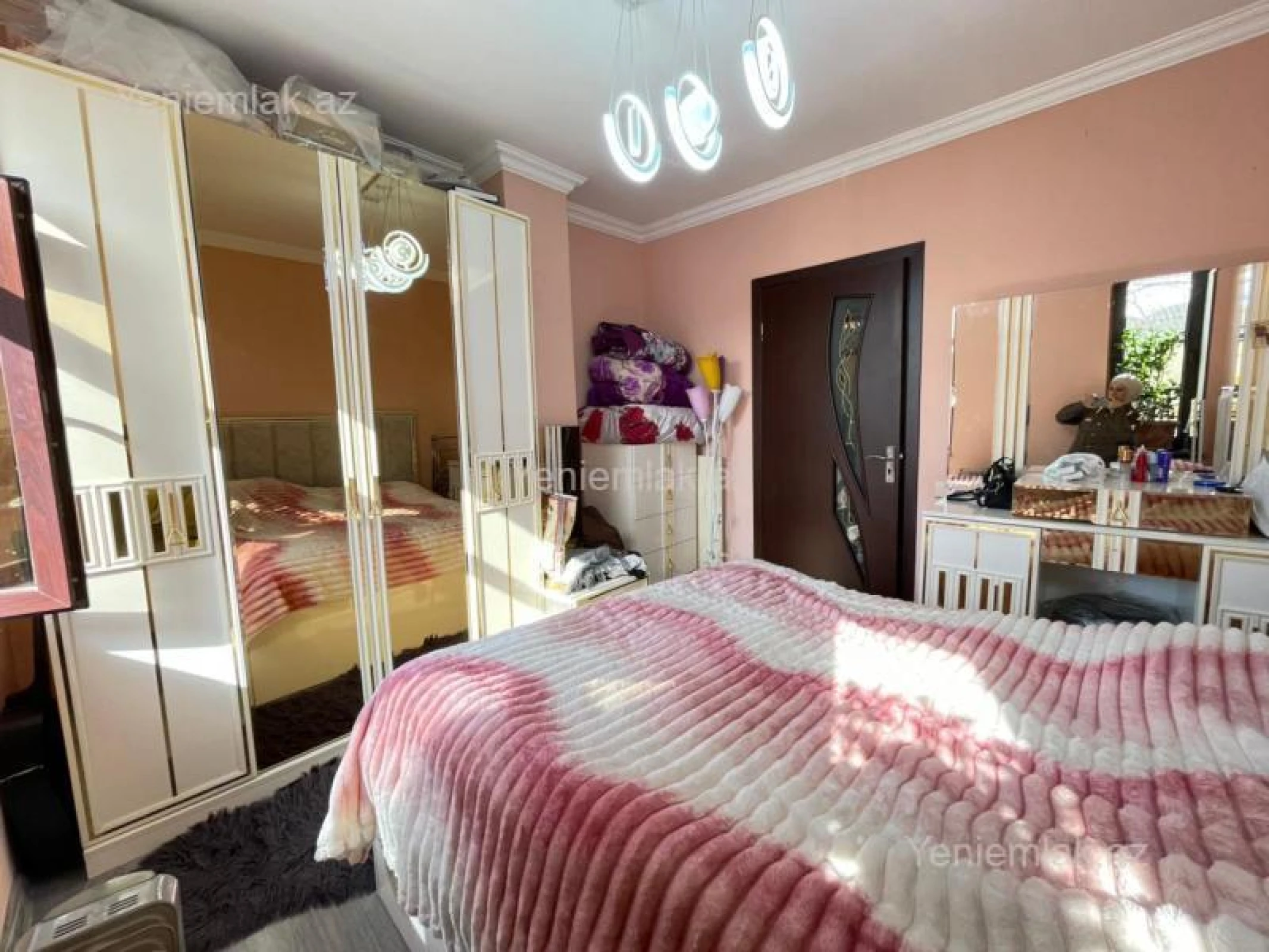 Satılır 3 otaqlı köhnə tikili 68 m²