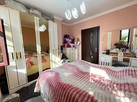 Satılır 3 otaqlı köhnə tikili 68 m²