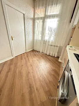 Satılır 3 otaqlı yeni tikili 70 m²