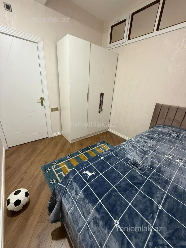 Satılır 3 otaqlı yeni tikili 70 m²