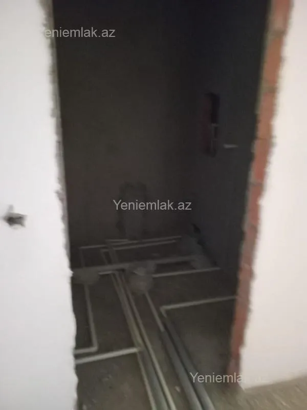 Satılır 2 otaqlı yeni tikili 76 m²