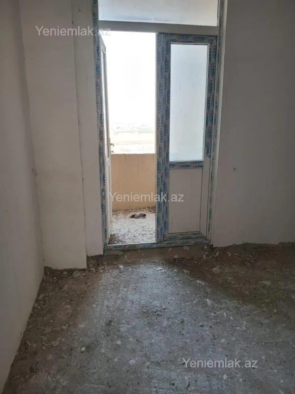 Satılır 2 otaqlı yeni tikili 76 m²