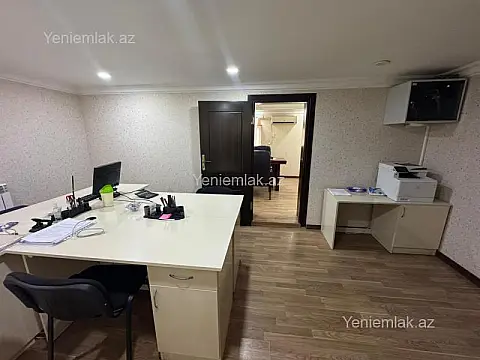 Satılır 4 otaqlı köhnə tikili 87 m²