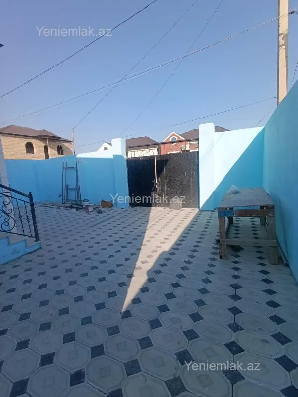 Satılır 3 otaqlı həyət evi 100 m²