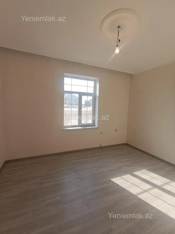Satılır 3 otaqlı həyət evi 100 m²