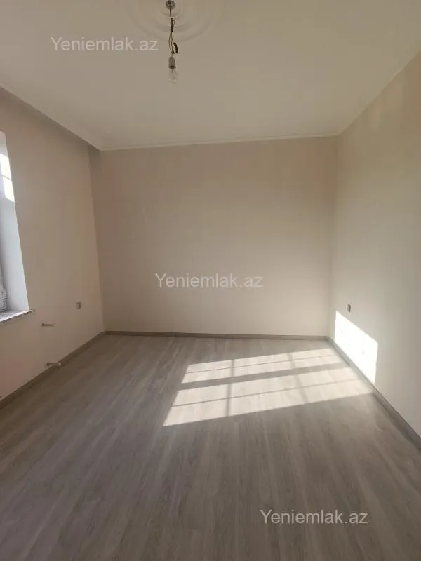Satılır 3 otaqlı həyət evi 100 m²