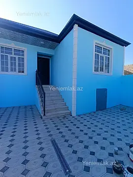 Satılır 3 otaqlı həyət evi 100 m²