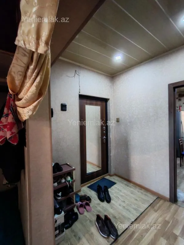 Satılır 3 otaqlı köhnə tikili 68 m²