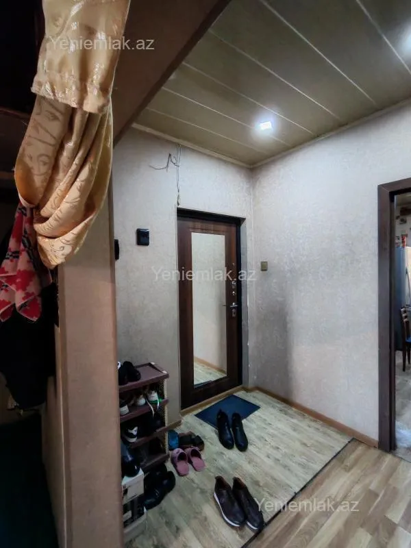 Satılır 3 otaqlı köhnə tikili 68 m²