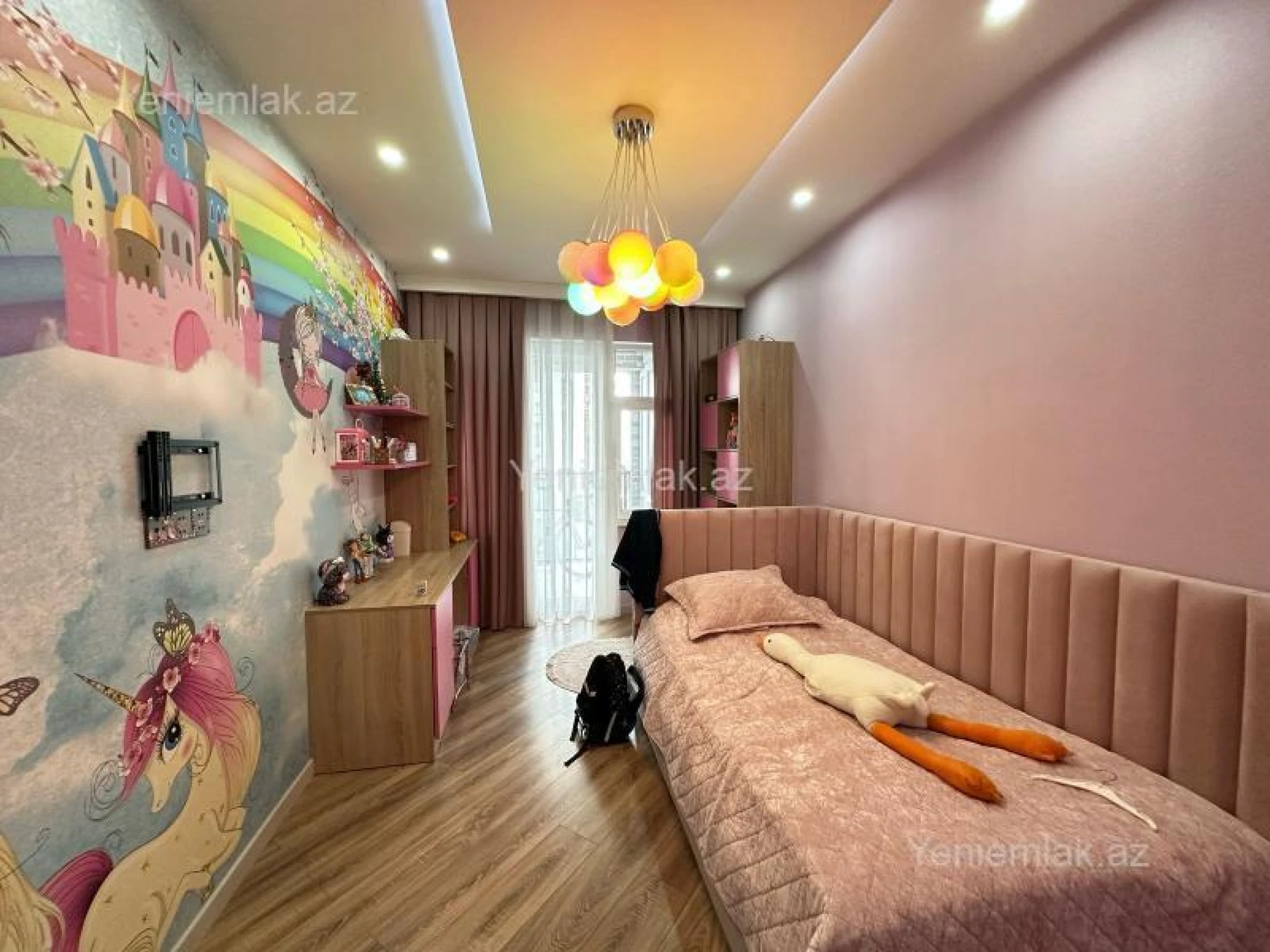 Satılır 4 otaqlı yeni tikili 155 m²