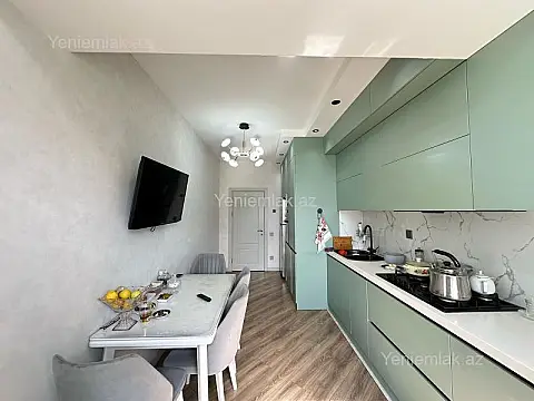 Satılır 4 otaqlı yeni tikili 155 m²