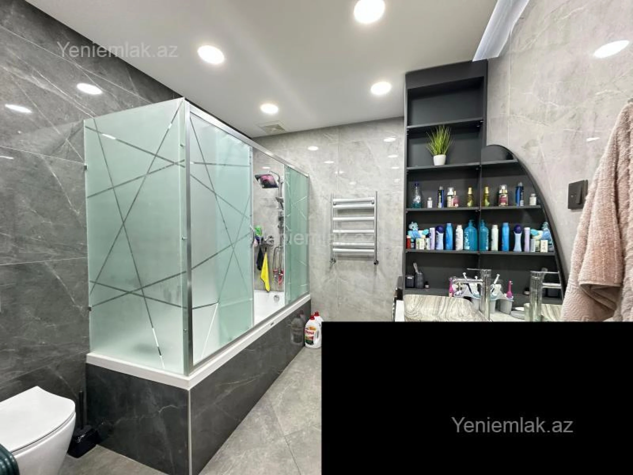 Satılır 4 otaqlı yeni tikili 155 m²