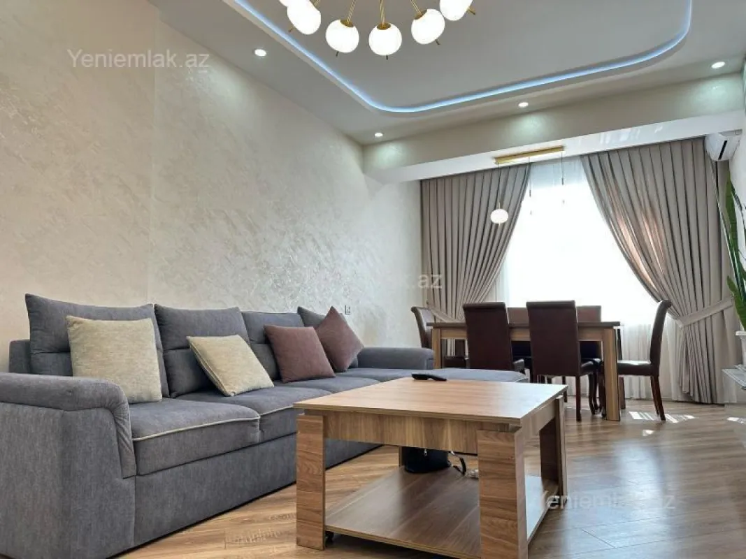 Satılır 4 otaqlı yeni tikili 155 m²