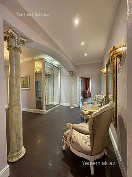 Satılır 4 otaqlı yeni tikili 186 m²