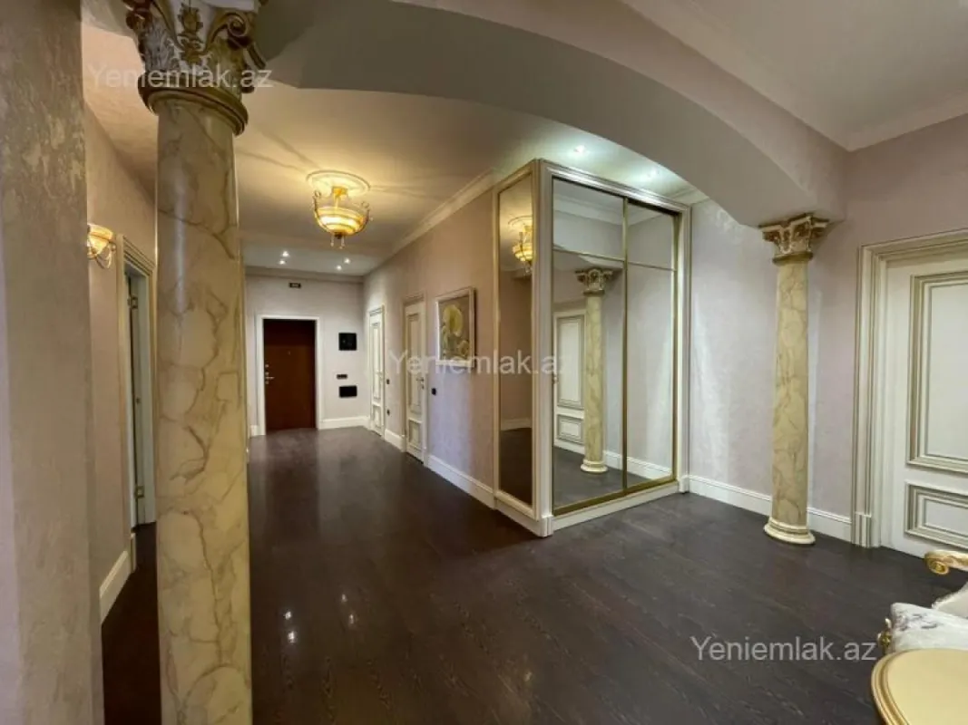 Satılır 4 otaqlı yeni tikili 186 m²