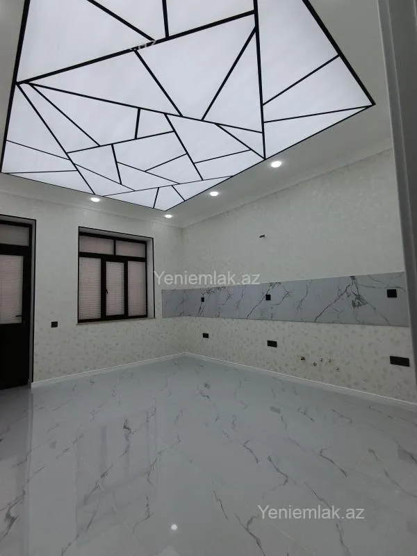 Satılır 6 otaqlı həyət evi 330 m²