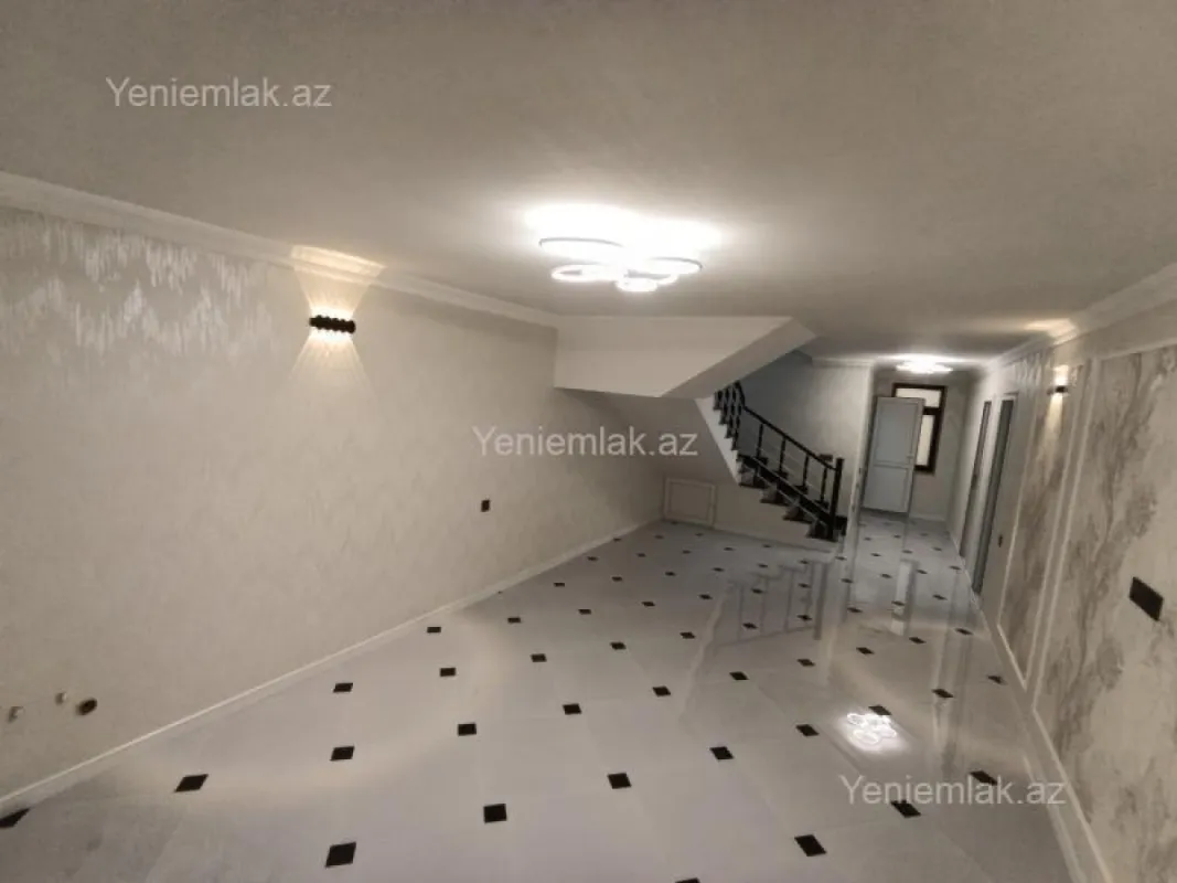 Satılır 6 otaqlı həyət evi 330 m²