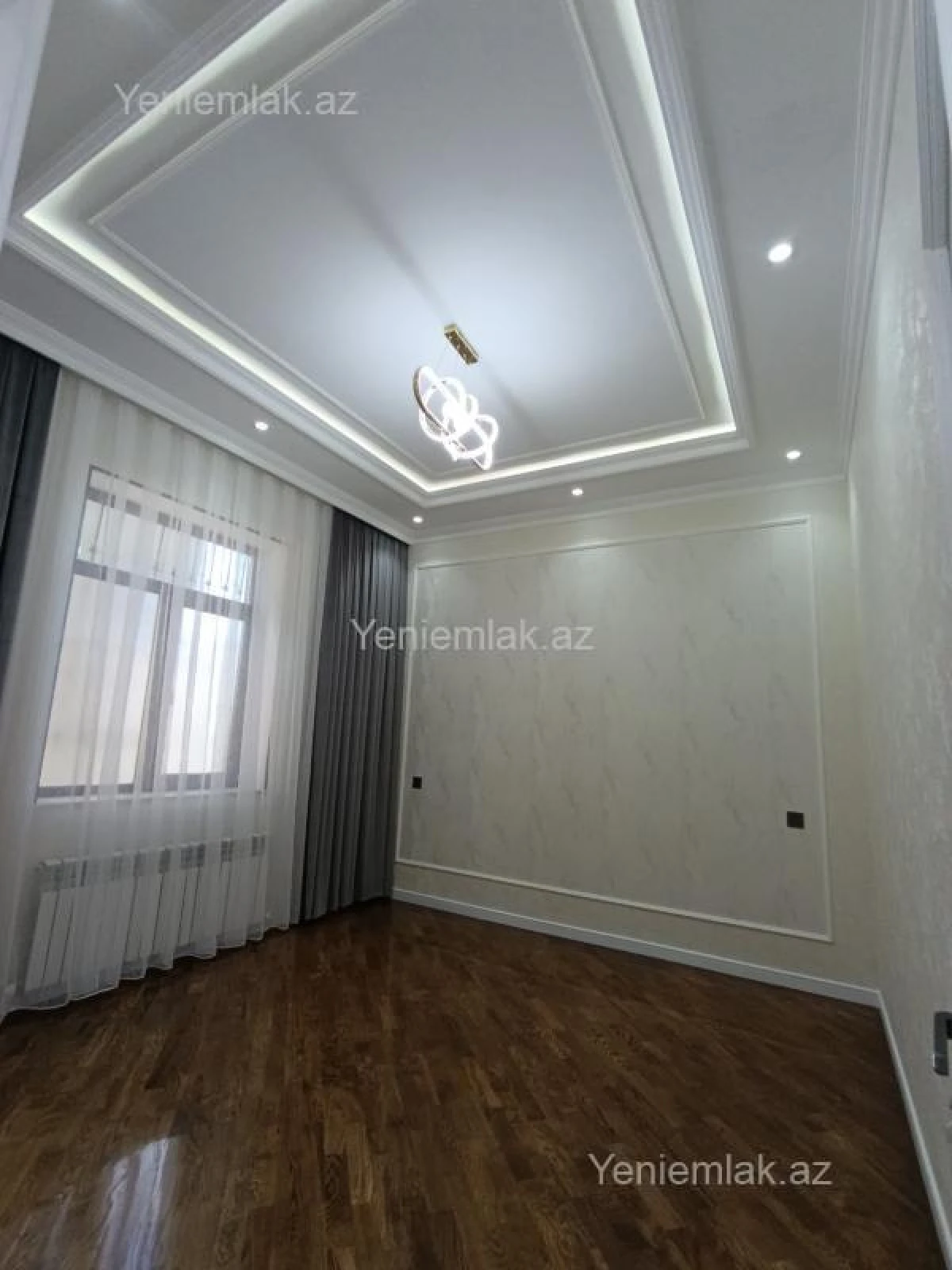 Satılır 6 otaqlı həyət evi 330 m²