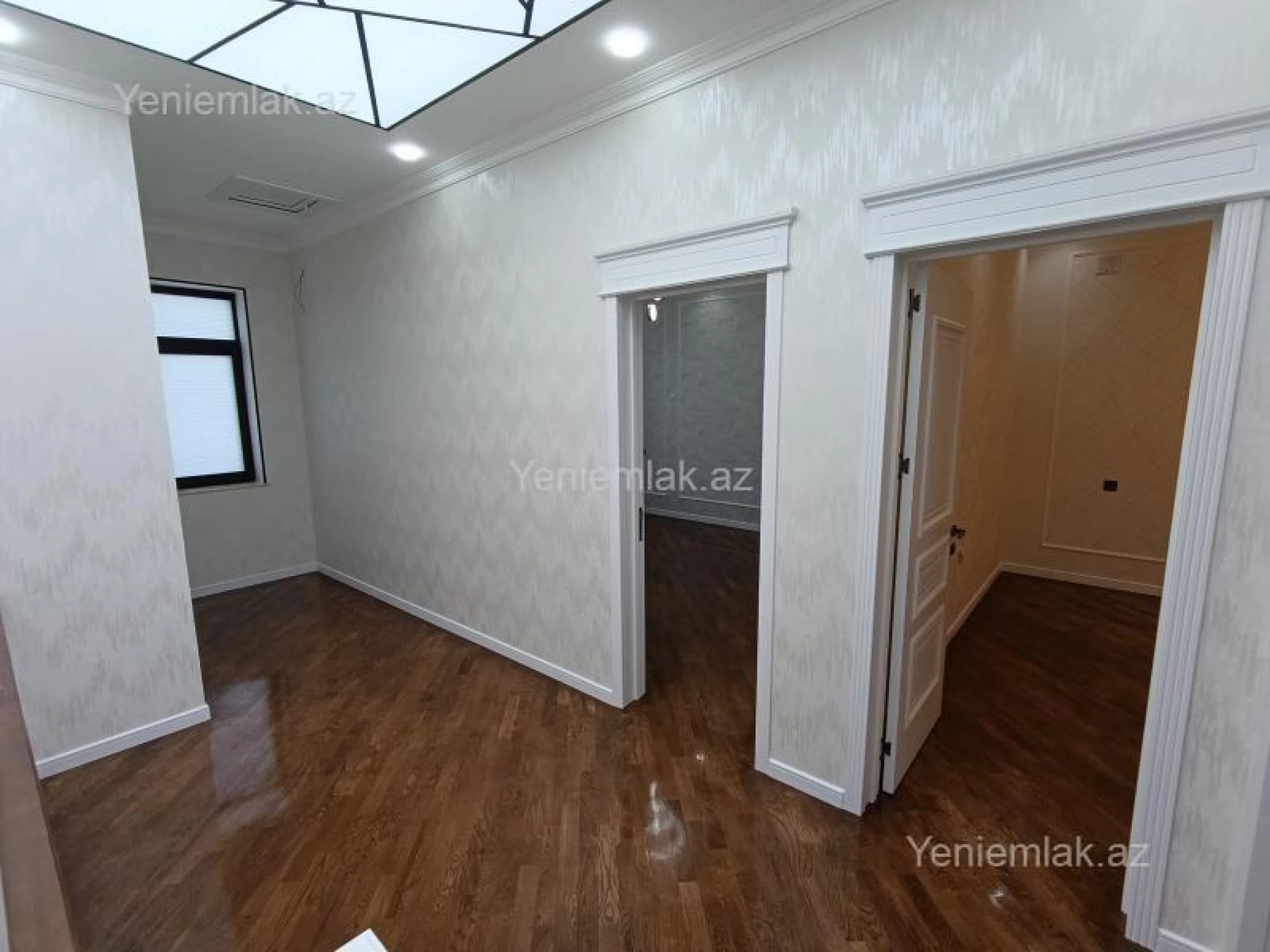 Satılır 6 otaqlı həyət evi 330 m²