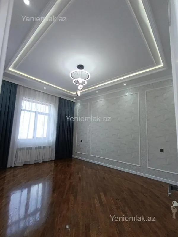 Satılır 6 otaqlı həyət evi 330 m²