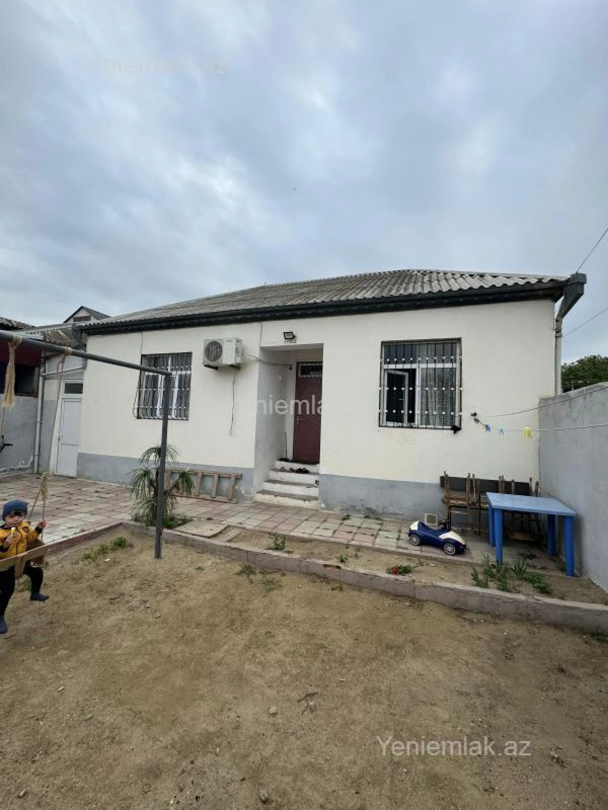 Satılır 3 otaqlı həyət evi 80 m²