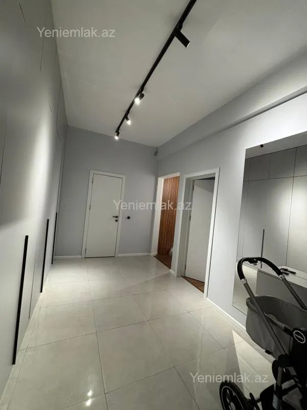 Satılır 2 otaqlı yeni tikili 65 m²