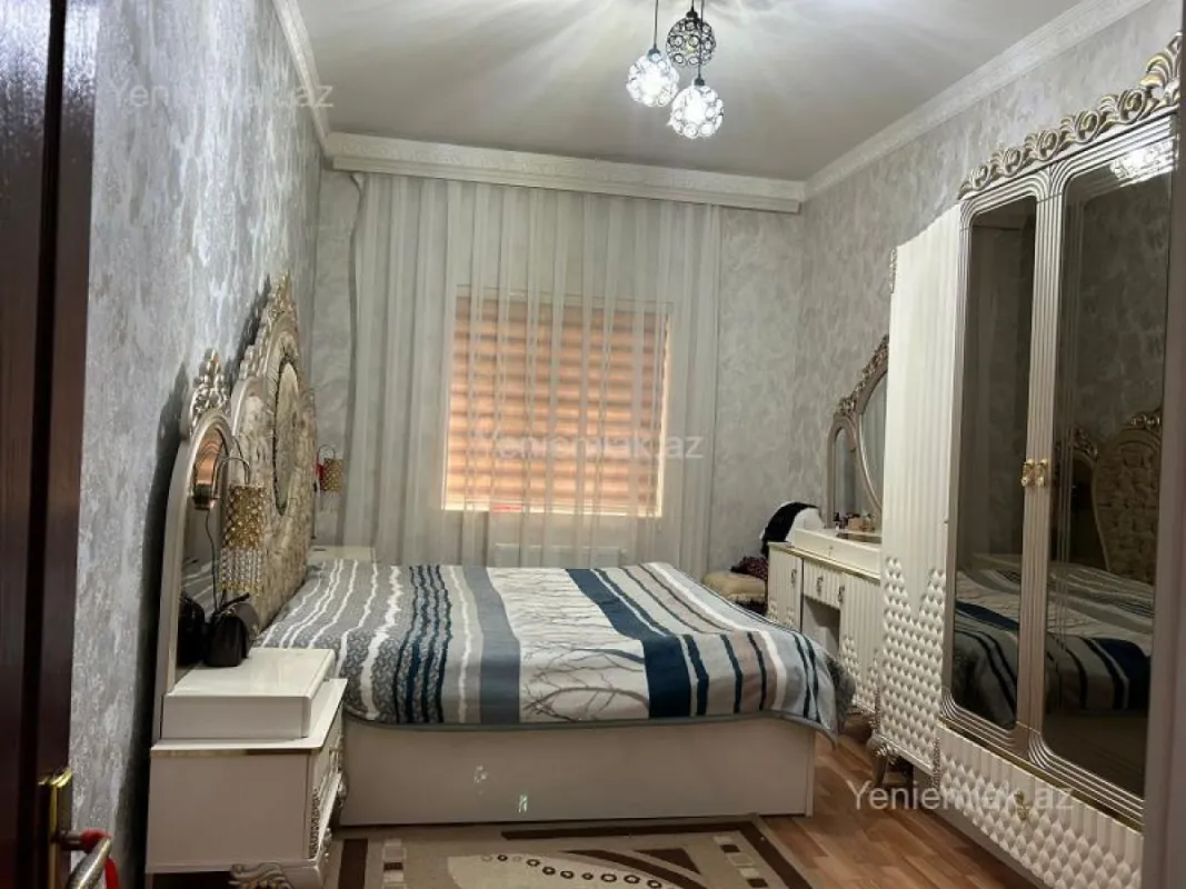 Satılır 3 otaqlı yeni tikili 75 m²