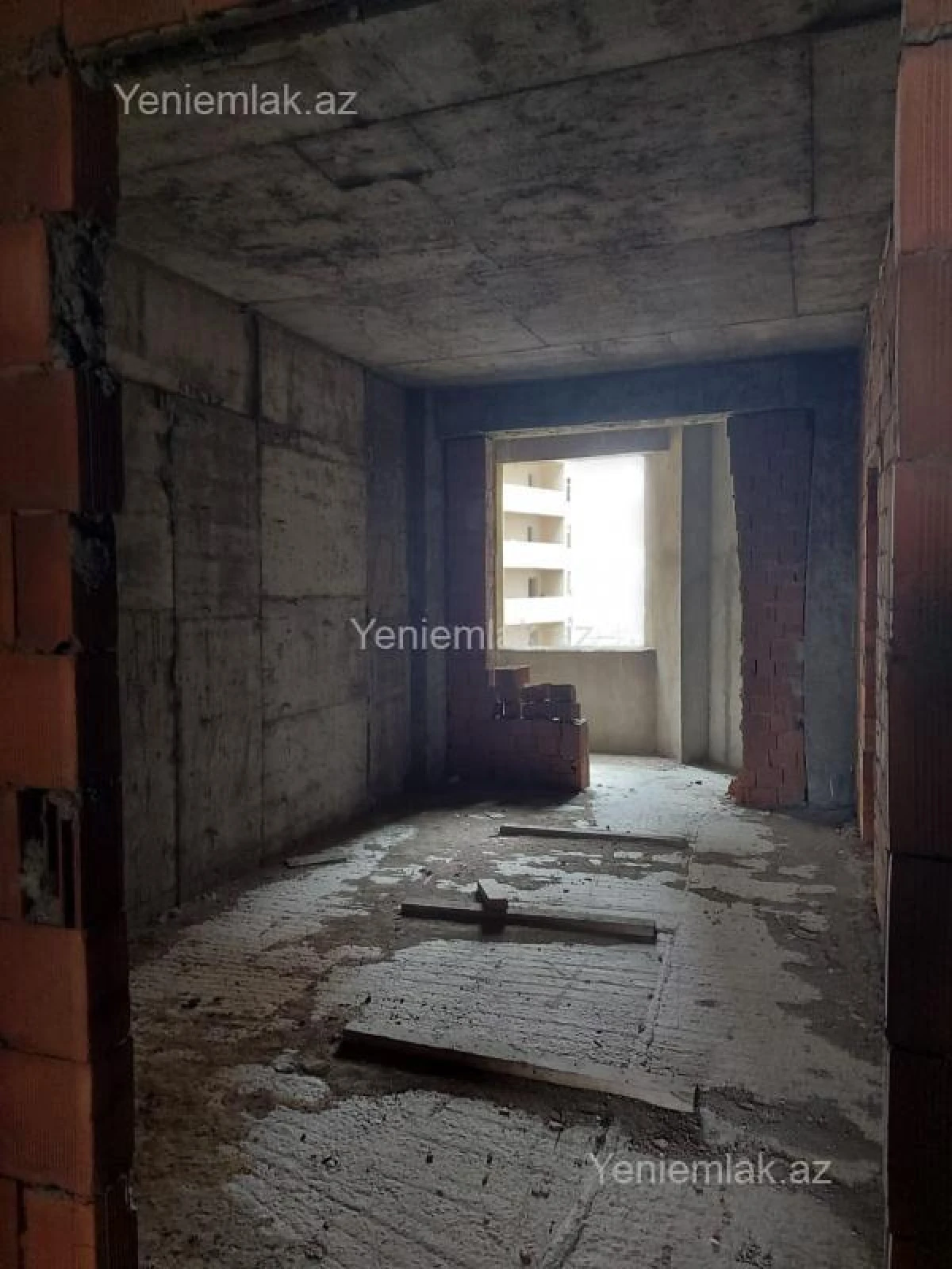 Satılır 4 otaqlı yeni tikili 215 m²