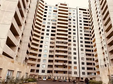 Satılır 4 otaqlı yeni tikili 215 m² — Bakı, Binəqədi 4 otaq 215.00 m²