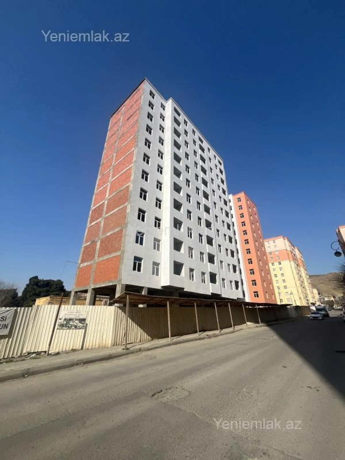 Satılır 2 otaqlı yeni tikili 70 m²