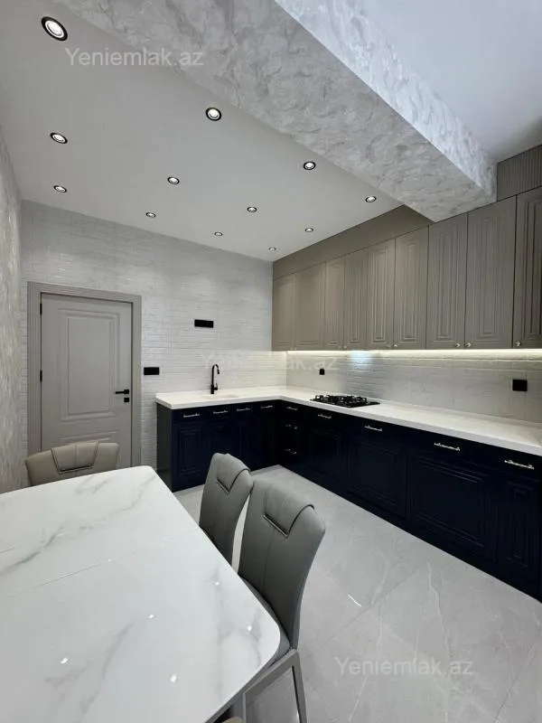 Satılır 2 otaqlı yeni tikili 80 m²