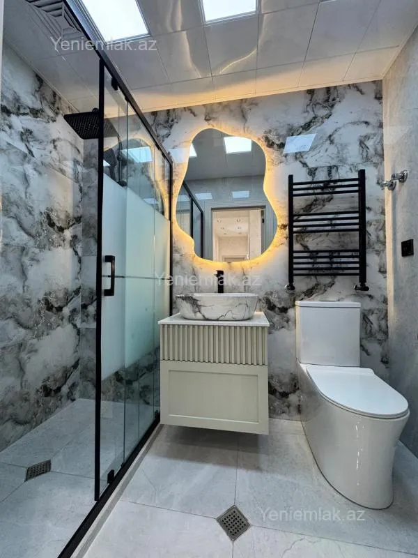 Satılır 2 otaqlı yeni tikili 80 m²