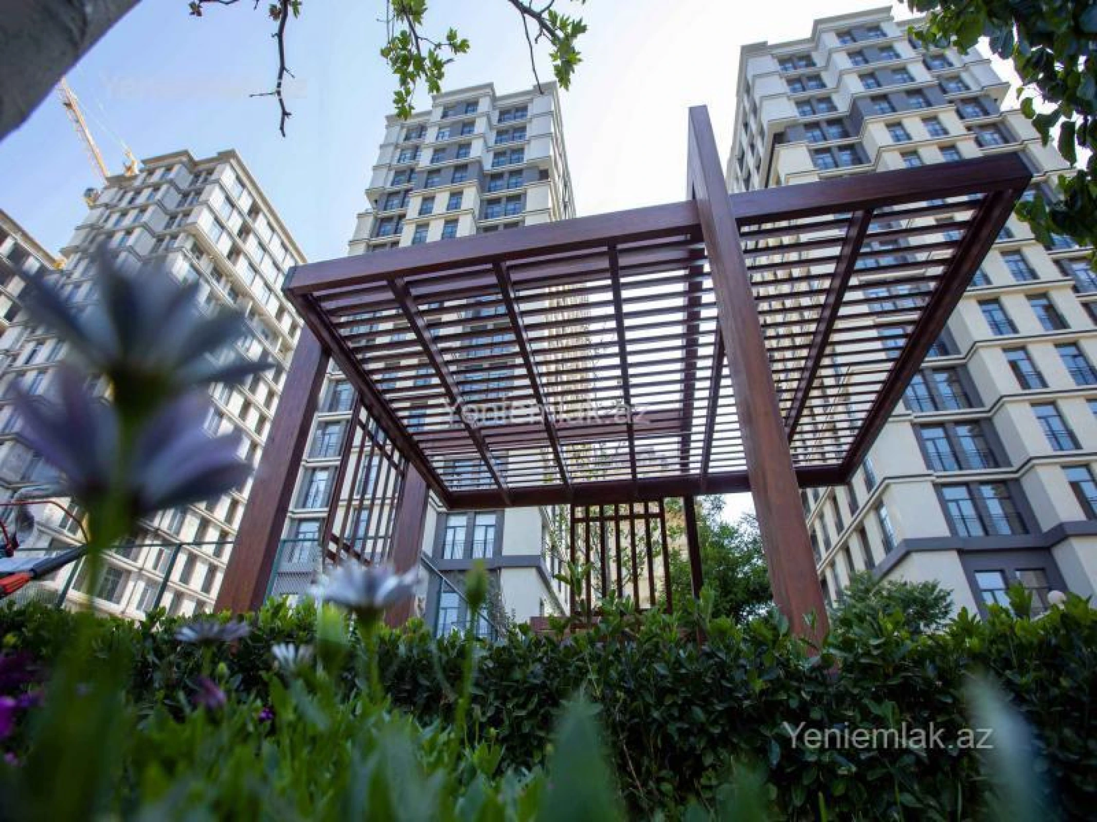 Satılır 4 otaqlı yeni tikili 165 m²