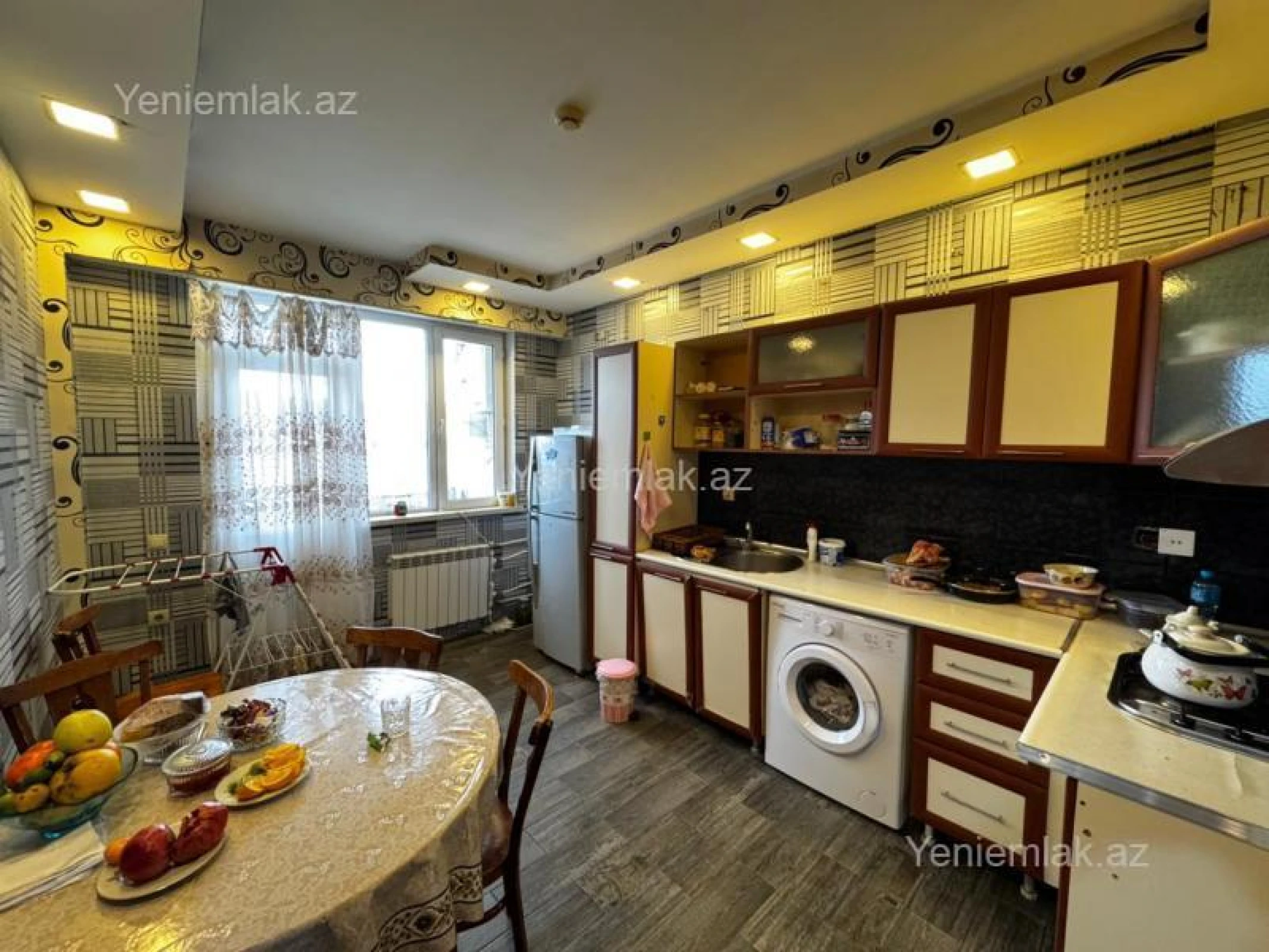 Satılır 2 otaqlı yeni tikili 70 m²