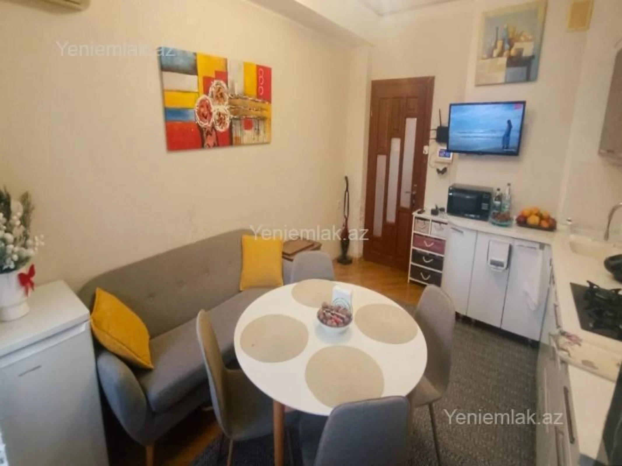 Satılır 3 otaqlı yeni tikili 80 m²