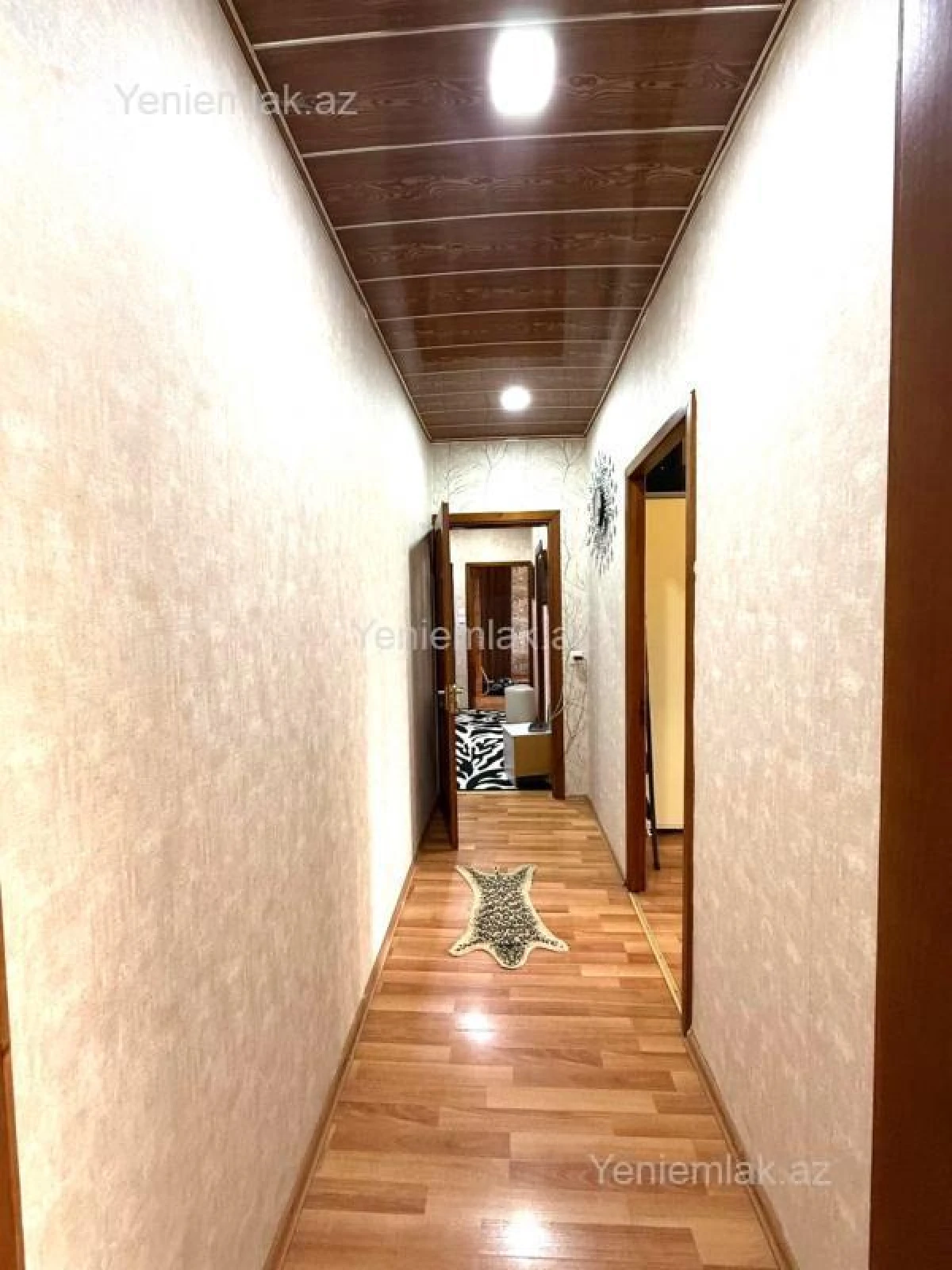 Satılır 5 otaqlı köhnə tikili 125 m²