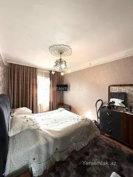 Satılır 5 otaqlı köhnə tikili 125 m²