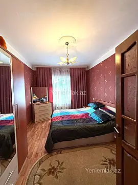 Satılır 5 otaqlı köhnə tikili 125 m²