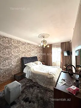 Satılır 5 otaqlı köhnə tikili 125 m²