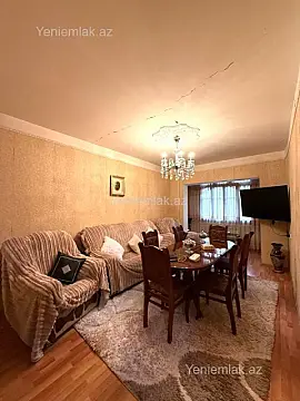 Satılır 5 otaqlı köhnə tikili 125 m²