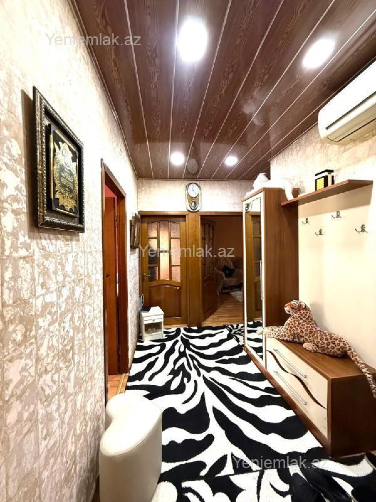 Satılır 5 otaqlı köhnə tikili 125 m²