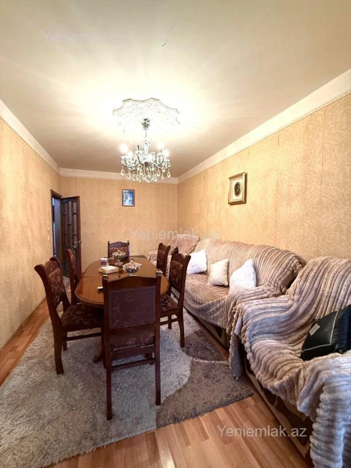 Satılır 5 otaqlı köhnə tikili 125 m²