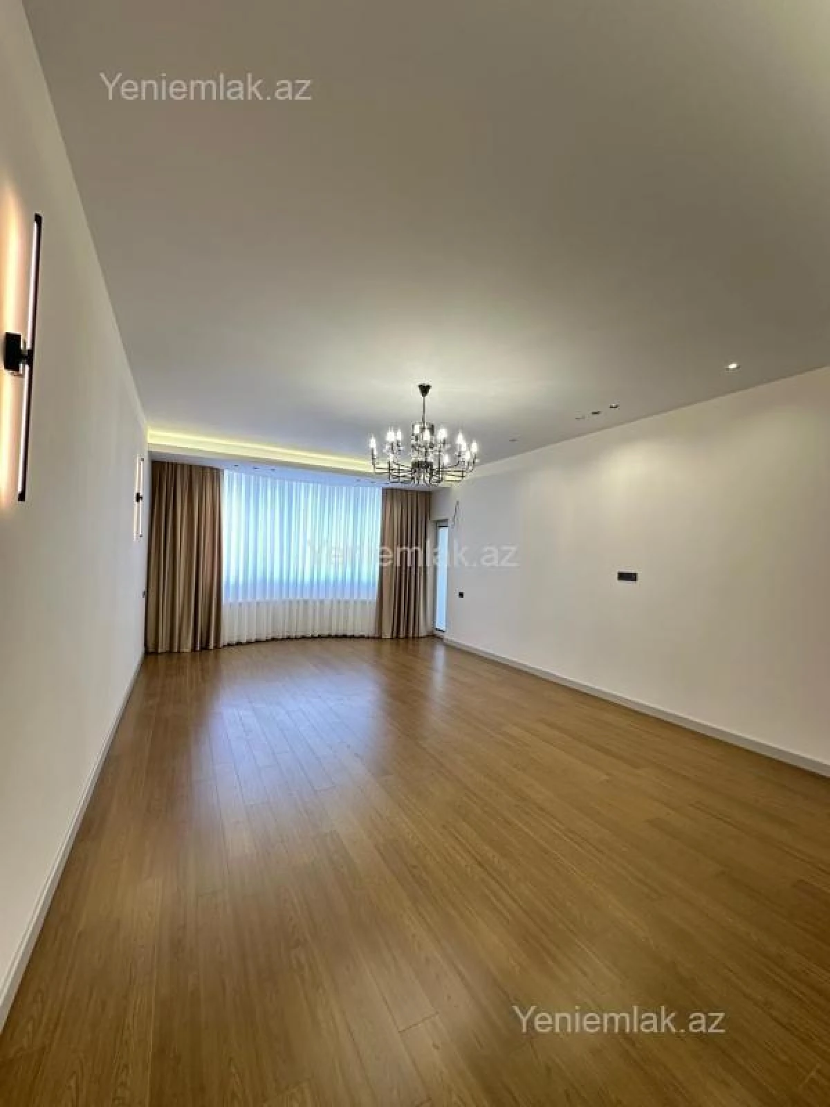 Satılır 3 otaqlı yeni tikili 147 m²