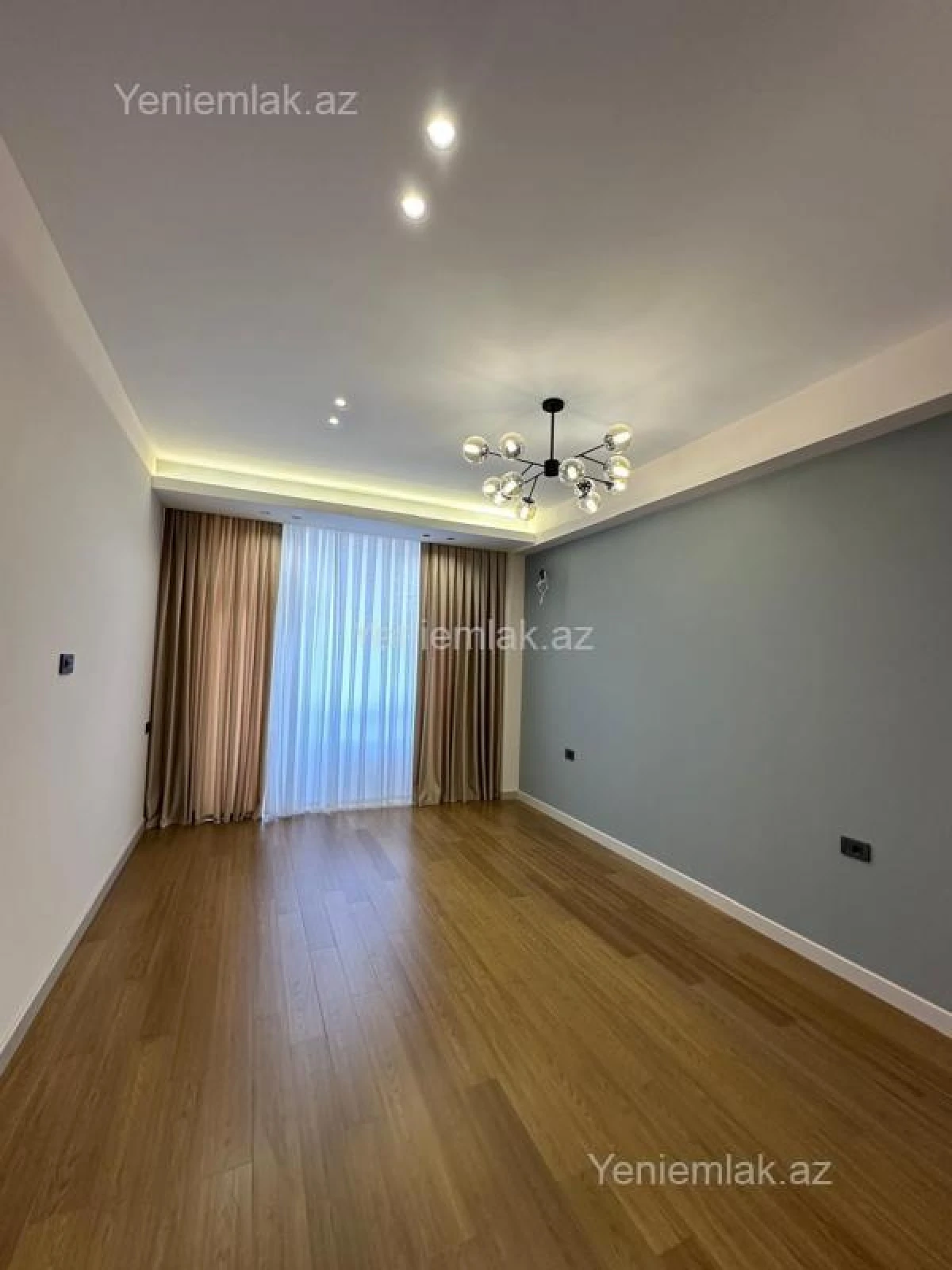 Satılır 3 otaqlı yeni tikili 147 m²